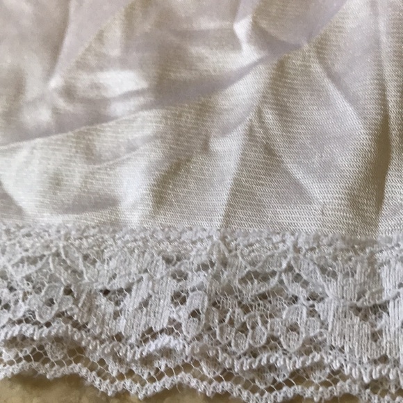 UNDERWEAR SLIP SIZE 8 GIRLS - Picture 7 of 8